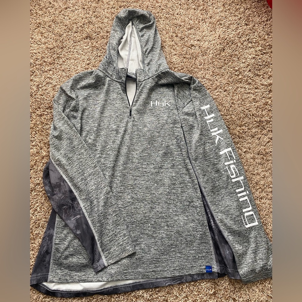 Huk fishing long sleeve hoodie